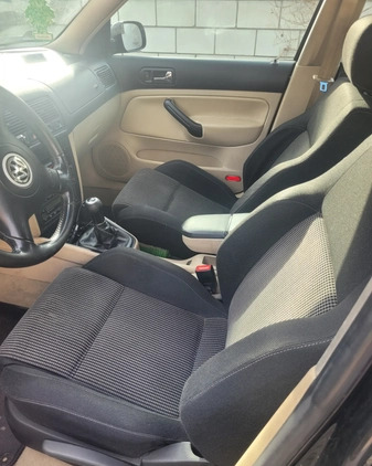 Volkswagen Golf cena 8900 przebieg: 275000, rok produkcji 2002 z Kobyłka małe 92